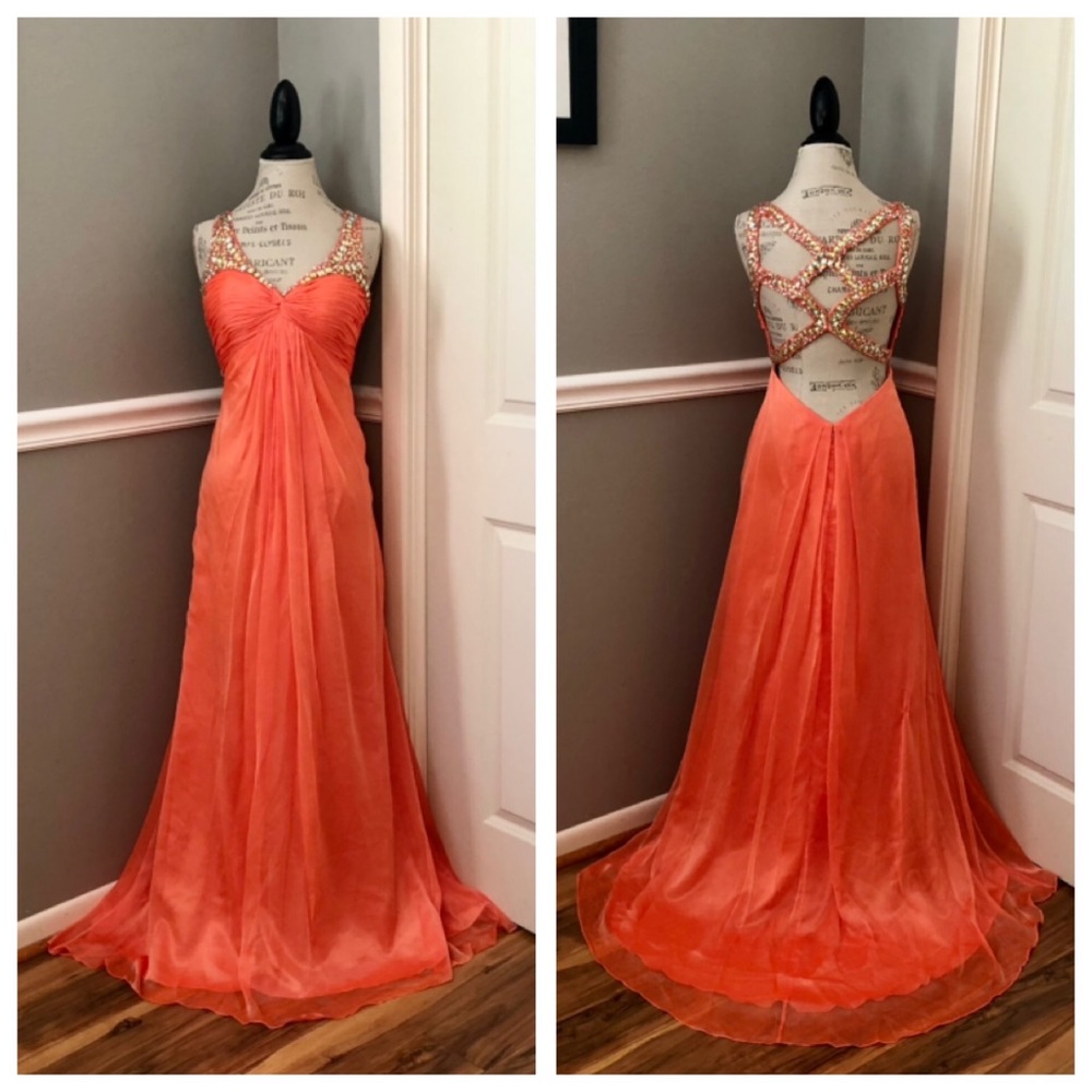 NEW STUDIO 17 SZ 10 ORANGE CHIFFON BEADED FORMAL EVENING GOWN